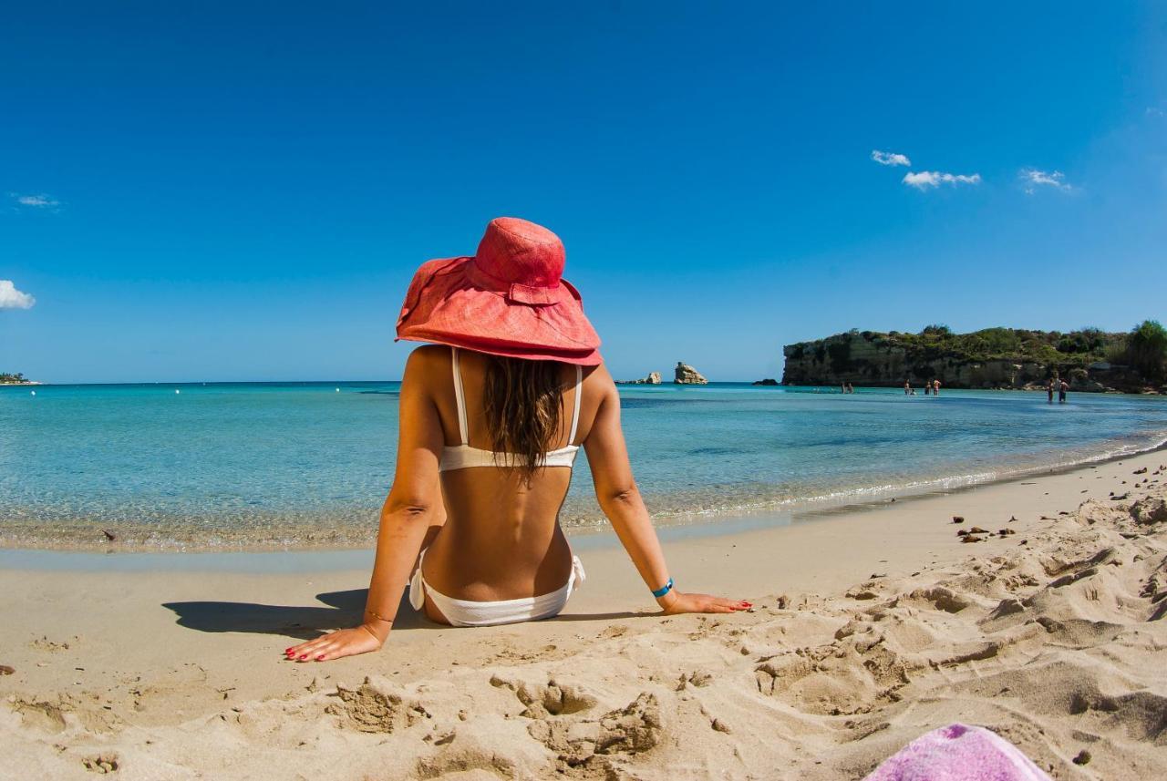 Готель Futura Club Spiagge Bianche Фонтане-Б'янке Екстер'єр фото